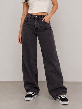 Arizona Jean Skater Jean | Highest rise wide leg jean | Black purple | Size 11